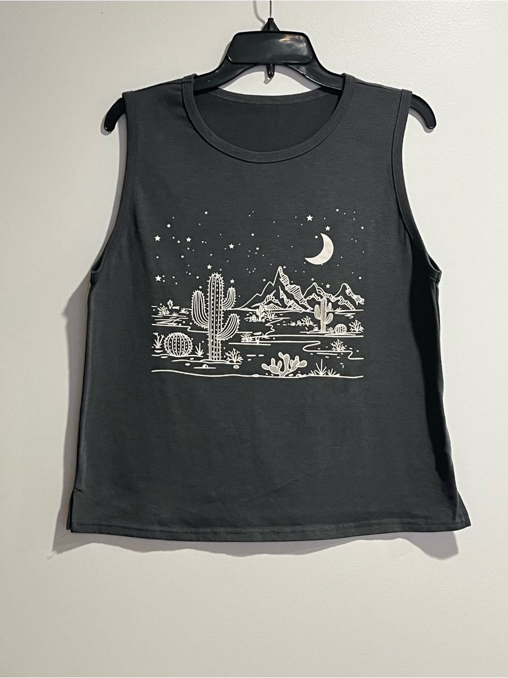 SHEIN Charcoal Desert Graphic Tank Top Medium